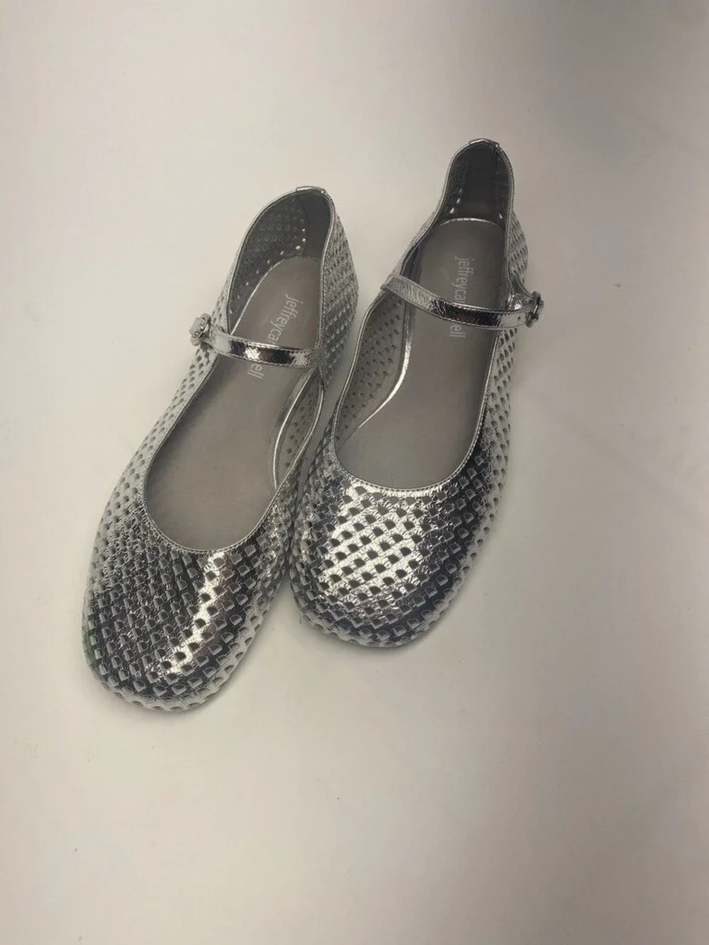 Jeffrey Campbell Womens Perforated Mary Jane Flat In Silver  Sz 6